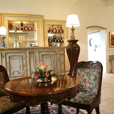 Relais Tenuta Del Gallo Farm stay *