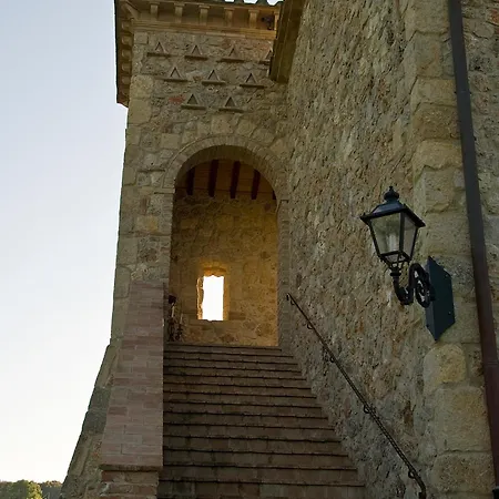 Relais Tenuta Del Gallo Farm stay *