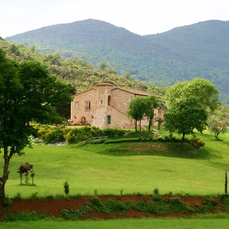 Relais Tenuta Del Gallo Farm stay Amelia