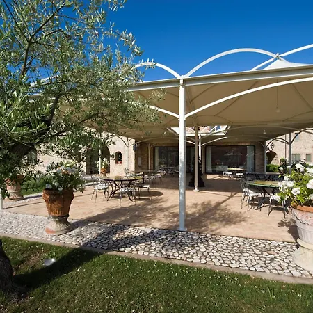 Relais Tenuta Del Gallo *