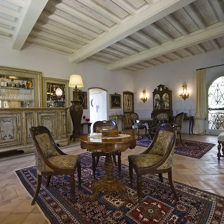 Tenuta Del Gallo *