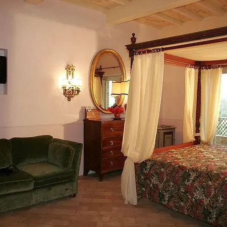 Tenuta Del Gallo *