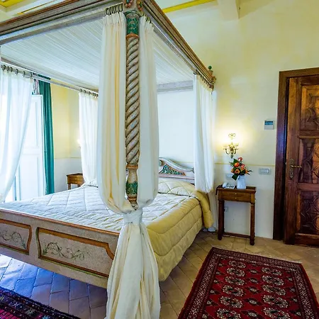 مزرعة للإقامة Tenuta Del Gallo